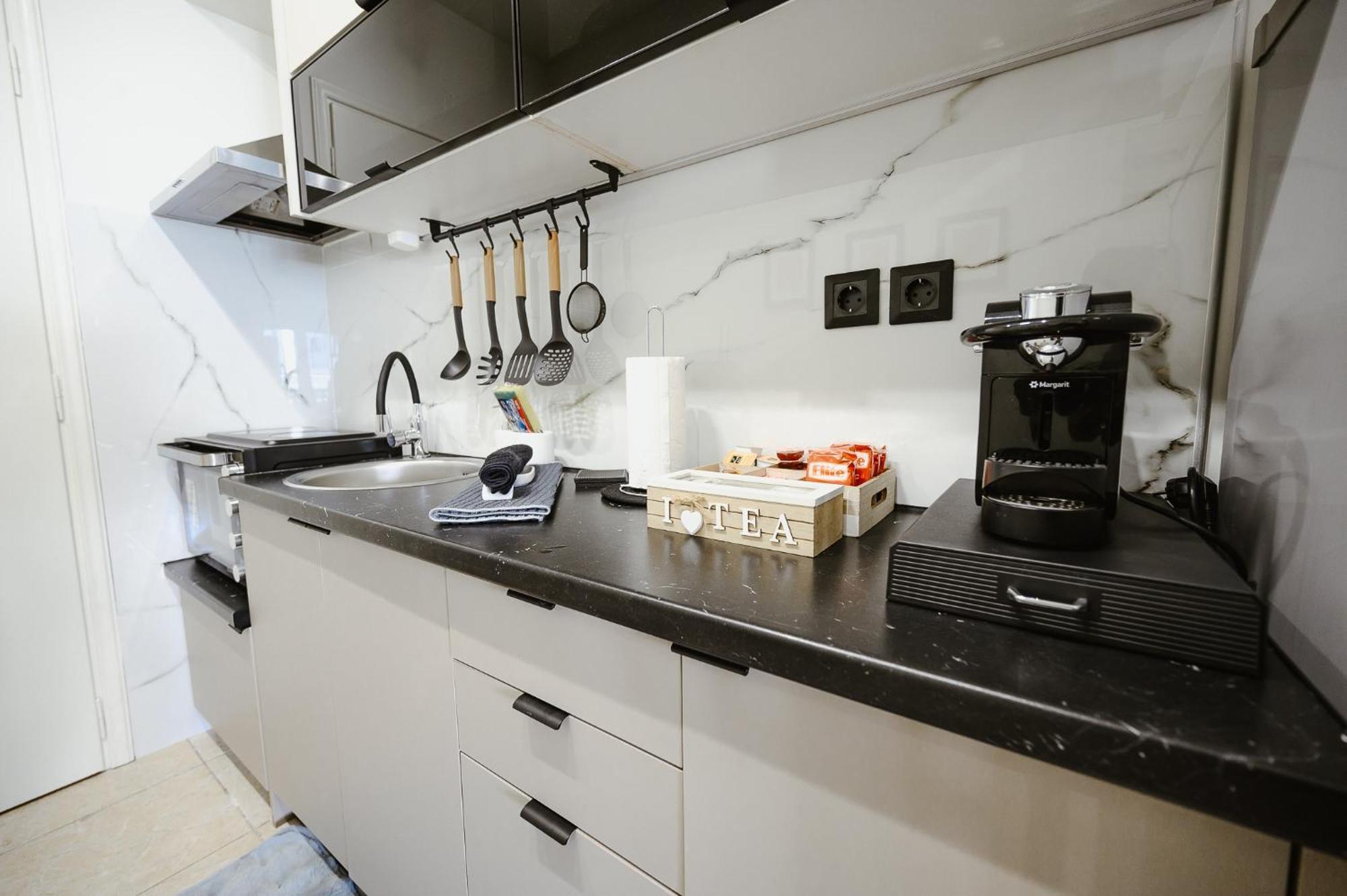 Central Apartments Волос Экстерьер фото